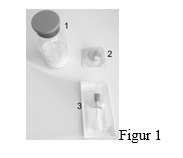 Bilden visar injektionsflaskan, sprutfiltret och uppdragningsspike